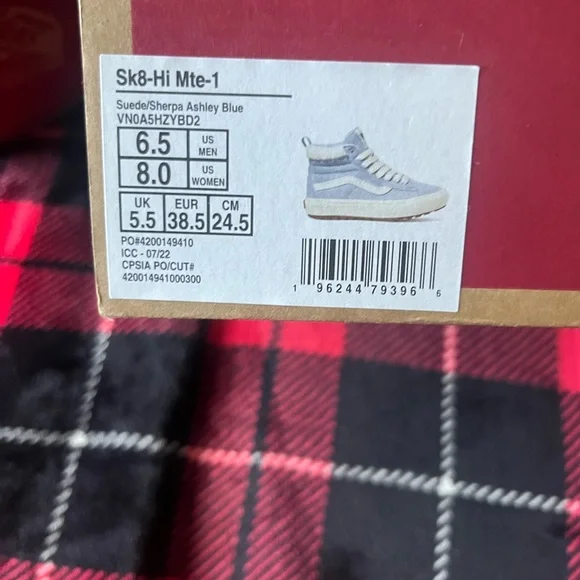 Vans MTE Sk8 Hi - Picture 2 of 2